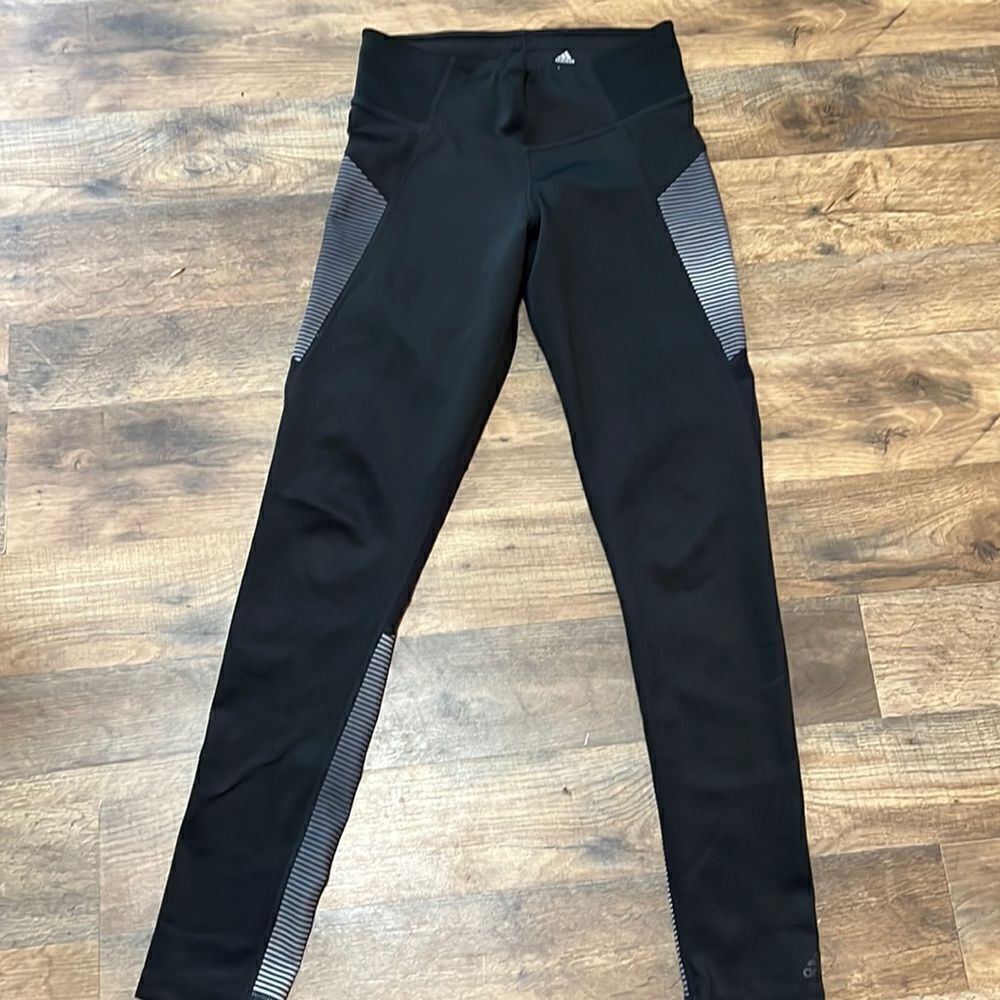 Adidas leggings size extra small
